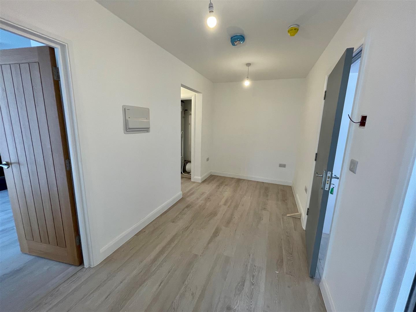 Apartment 7 5-9 Cross Street, Oswestry, SY11 2NF Let Agreed